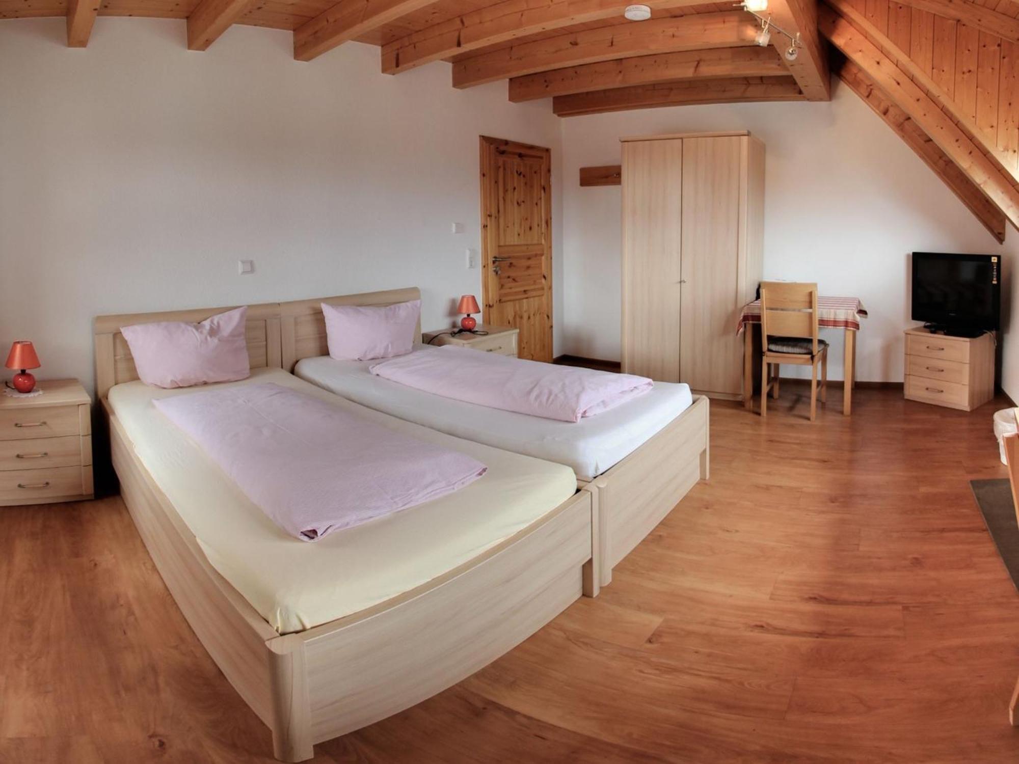 Gaestehaus Ritter Синшайм Екстериор снимка